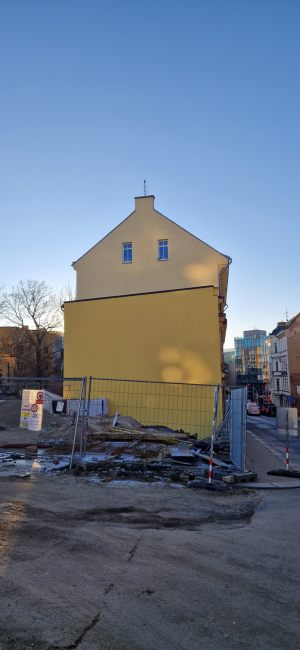 Oprava fasády domu č.p. 447 v Husově ul._05_listopad 2023